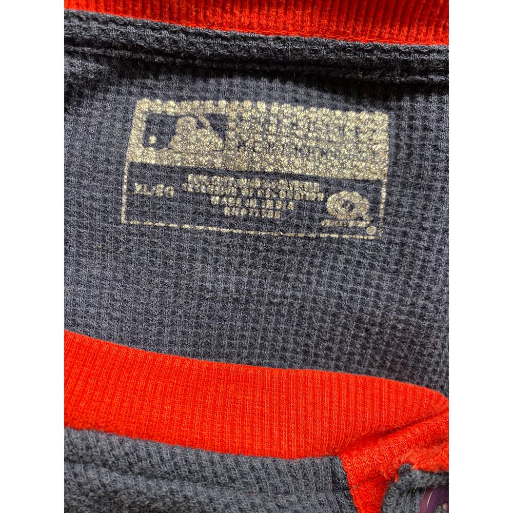 MLB Official Men's Size XL Boston Red Sox Long Sleeve T-Shirt Red Blue - Picture 5 of 5